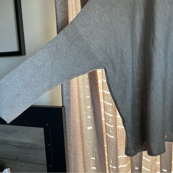 NWT Calvin Klein Tan Leather Buckle Cowl Neck Poncho Sweater Large/Extra Large - Picture 12 of 14